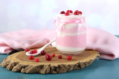 Ahududu süt tatlı cam