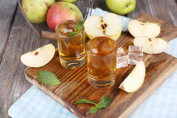 Stilleven met lekkere appel cider — Stockfoto