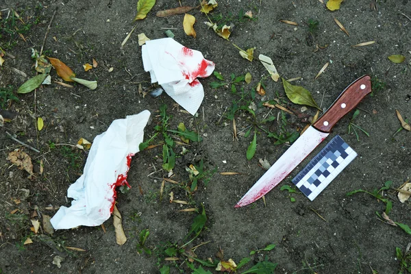 Bloody knife dragged — Stock Photo, Image