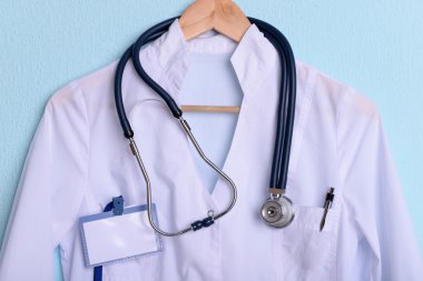 Doktor stetoskop ile kat