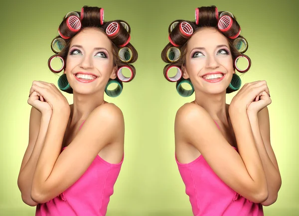 Retrato criativo de mulher bonita. Reflexão — Fotografia de Stock