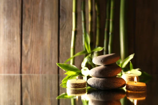 Spa stones and bamboo branches — Stock Photo, Image