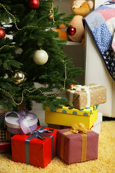 Spousta vánočních dárků — Stock fotografie