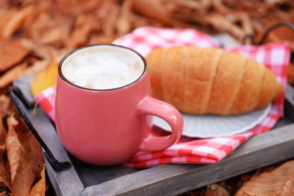 Cup of tasty hot drink — Stock Photo, Image