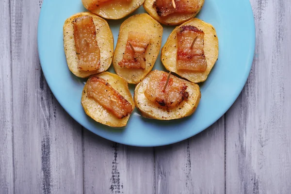 Baked potatoes with bacon — Stock Photo, Image