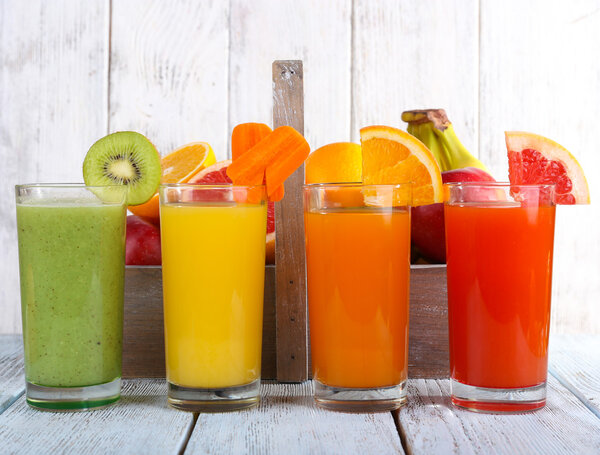 Fruit and vegetable juice in glasses