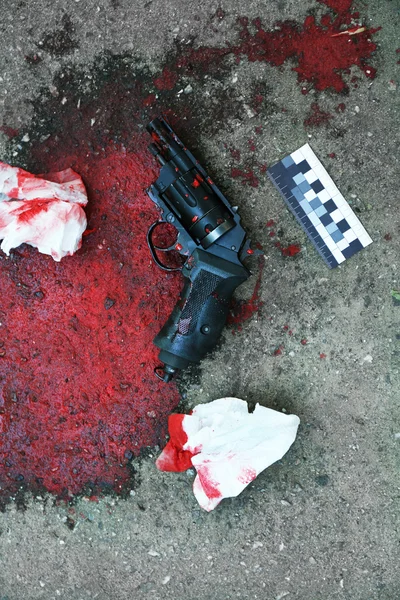 Zbraň a krev — Stock fotografie