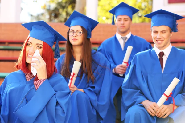 Étudiants diplômés — Photo