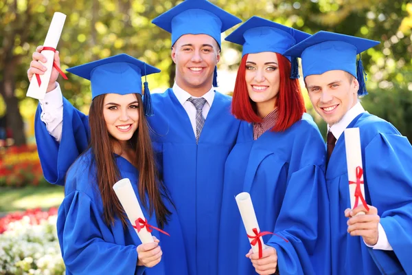 Afgestudeerde studenten — Stockfoto