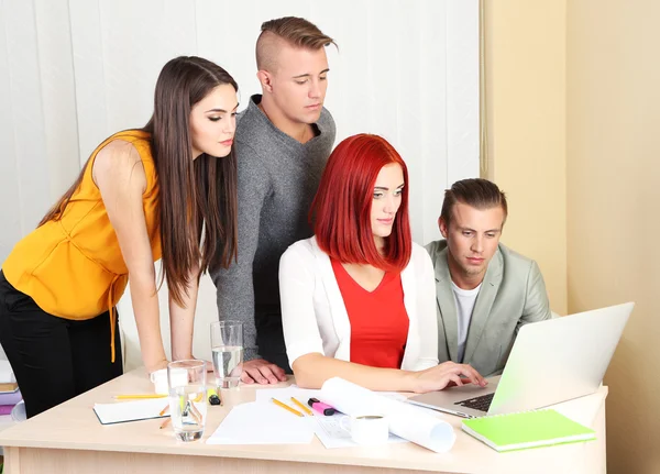 Zakelijke vergadering in functie — Stockfoto