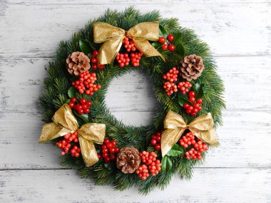 Noel süsleyici çelenk
