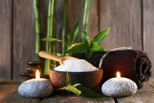 Spa set on wooden surface — Stock Photo, Image