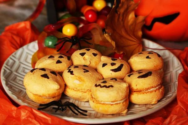 Composición para Halloween con dulces — Foto de Stock