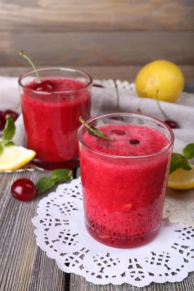 Cóctel fresco de cereza fría — Foto de Stock