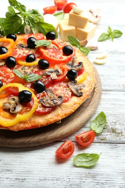 Delicious served  pizza — Stock Photo, Image