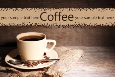 rustik ahşap zemin üzerinde kahve