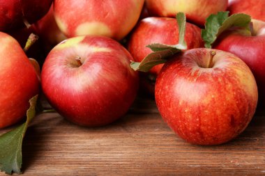 Ev yapımı balkabağı turtası.