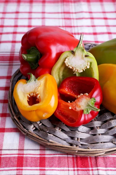 Pepper on wicker mat — Stock Photo, Image