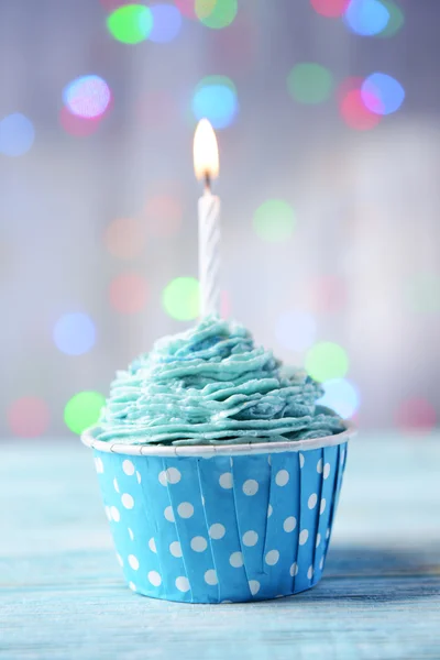 Delizioso cupcake di compleanno — Foto Stock