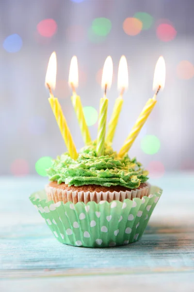 Heerlijke verjaardag cupcake — Stockfoto