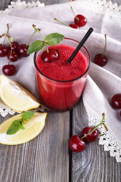 Cherry cocktail — Stock Photo, Image