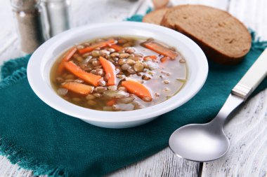 lezzetli mercimek çorbası