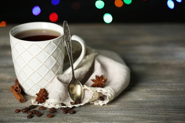 Tazza di tè caldo gustoso — Foto Stock