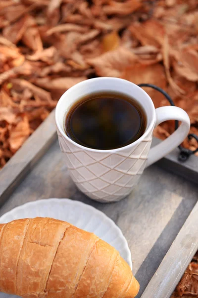 맛 있는 뜨거운 음료의 컵 — 스톡 사진