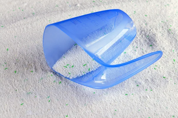 Lavaggio in polvere e una tazza — Foto Stock