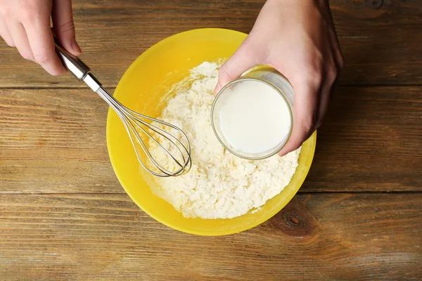 Preparing dough, mixing ingredients — Stock Photo, Image