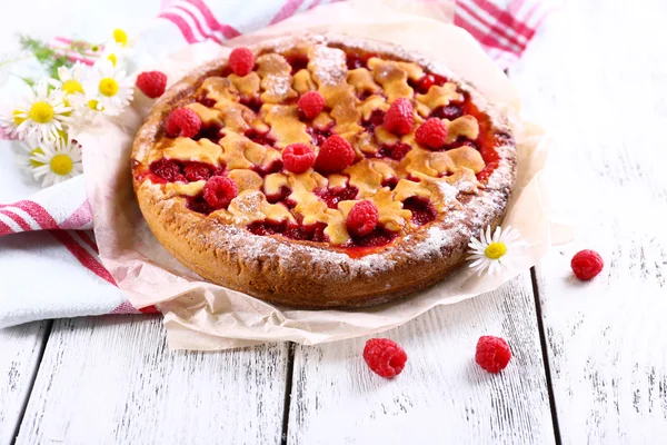 Leckeren Kuchen mit Beeren — Stockfoto