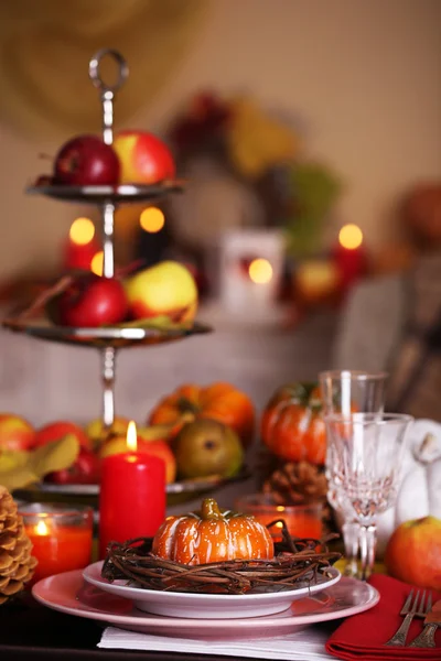 Feestelijke herfst seveertafel — Stockfoto