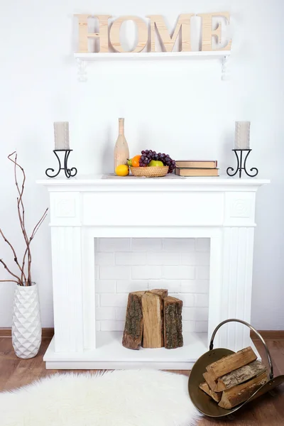 Fireplace with beautiful decorations — Stock Photo, Image