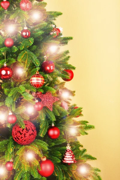 Geschmückter Weihnachtsbaum — Stockfoto