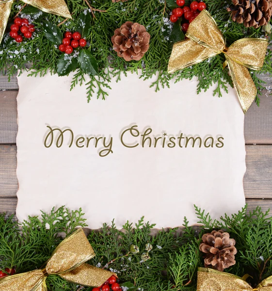 Kerstdecoratie met blad papier — Stockfoto