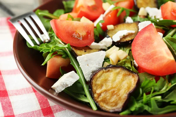 Eggplant salad with tomatoes and feta cheese — Stock Photo, Image