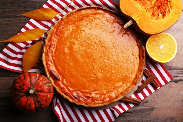 Homemade pumpkin pie — Stock Photo, Image