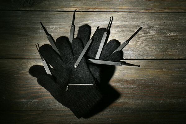 Lock picks with gloves