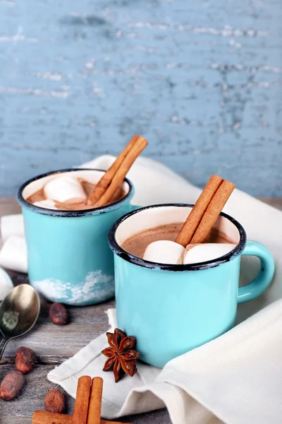 Cups of tasty hot cocoa — Stock Photo, Image