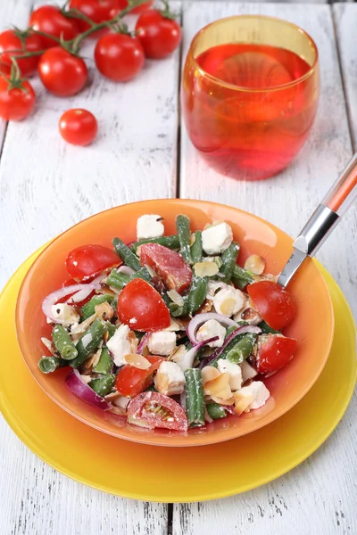 Fersk frokost med salat – stockfoto