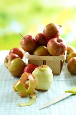 Sulu Kırmızı elma