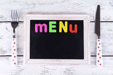 Tablonun yakınındaki tahtaya yazma menüsü