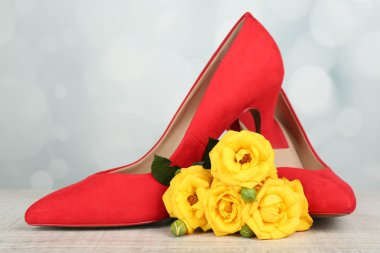 güzel kadın ayakkabı