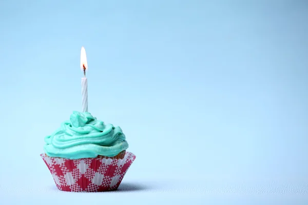 Delizioso cupcake di compleanno — Foto Stock