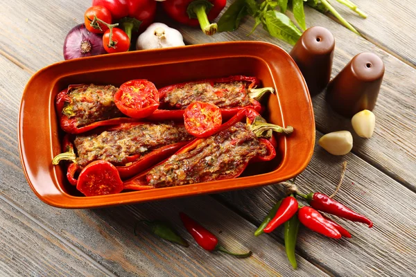 Stuffed pepper with meat — Stock Photo, Image