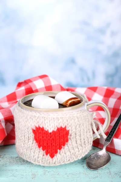 Cup of tasty hot cocoa — Stock Photo, Image