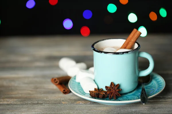 Tasse leckeren heißen Kakao — Stockfoto