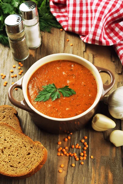 Delicious lentil cream-soup — Stock Photo, Image