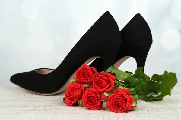 Sapatos de mulher bonita — Fotografia de Stock