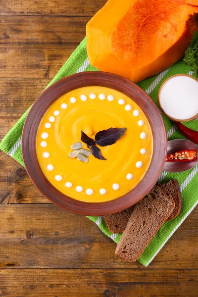 Pumpkin soup in plate — Stock Photo, Image